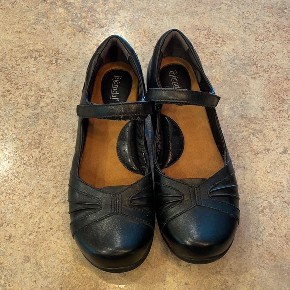 Bjorndal Sz 8 Black Flats